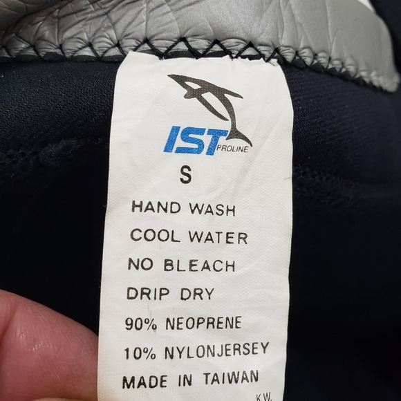 IST ProLine Mens Small Wetsuit Shorts Neoprene Surfing Paddle Boarding - Picture 5 of 6